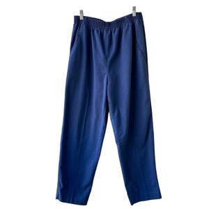 Levi's Women's Vintage Travelers High Rise Elastic Straight Leg pull-on Pants Bl